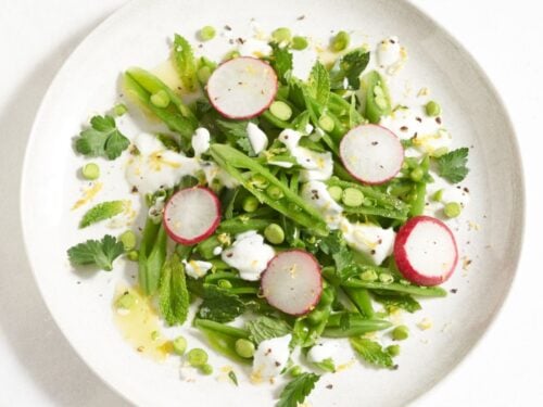 https://finefoodsblog.com/wp-content/uploads/2023/04/sugar-snap-pea-salad-1200-500x375.jpg